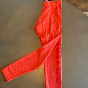 Nike leggings size medium